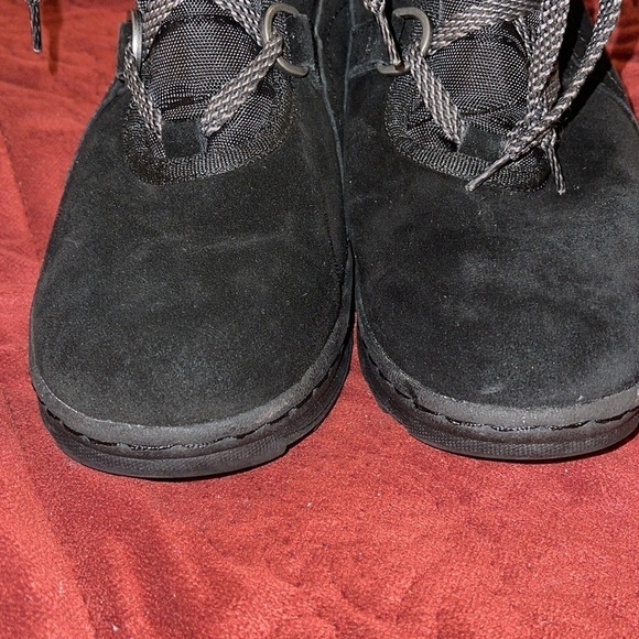 YUU ABALEE STYLE Black water resistant winter boots, women’s 8.5M suede leather - Picture 3 of 12